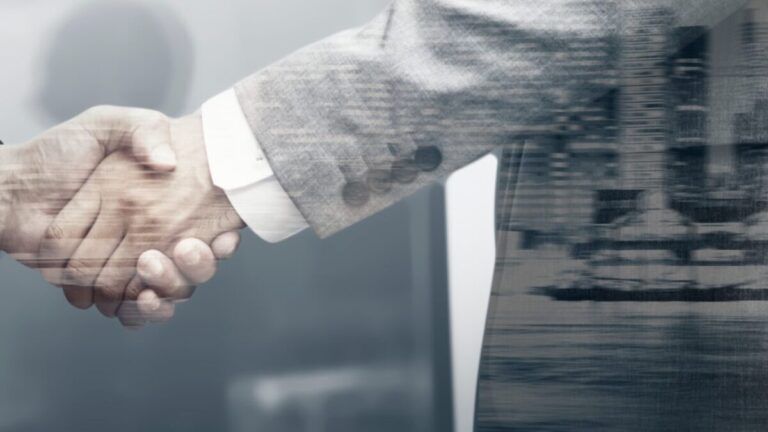Giảm 12% license quản trị hosting